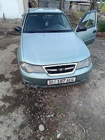 Унаа: Daewoo Nexia: 2009 г., 1.5 л, Кол менен иштөөчү, Бензин, Седан — 3