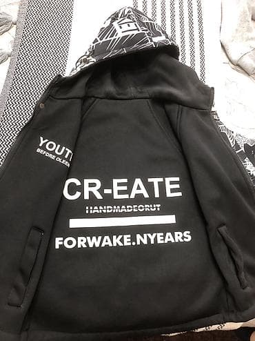 Көйнөктөр: Подростковая куртка на мальчика. 8-9 лет. Двухсторонняя — 3