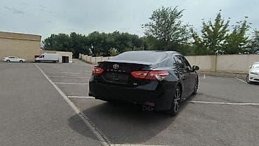 Транспорт: Toyota Camry: 2018 г., 2.5 л, Автомат, Бензин, Седан — 5