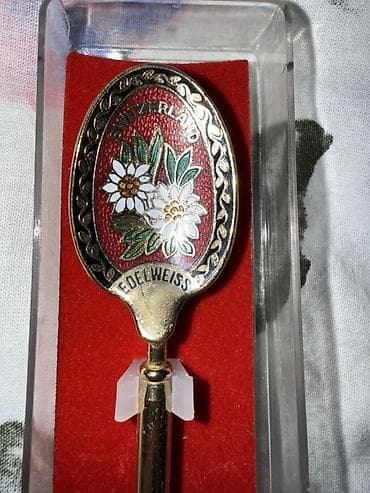 ложки серебряные: Сувенирная чайная ложка «Switzerland – Edelweiss» - Коллекционная — 1