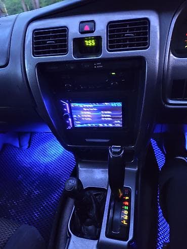 тойота в: Toyota Hilux Surf: 2001 г., 2.7 л, Автомат, Бензин, Внедорожник — 6