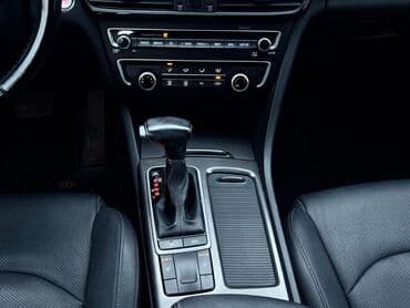 бу авто в кредит без первоначального взноса рядом просп. жибек жолу, бишкек: Kia K5: 2018 г., 2 л, Автомат, Газ, Седан — 4