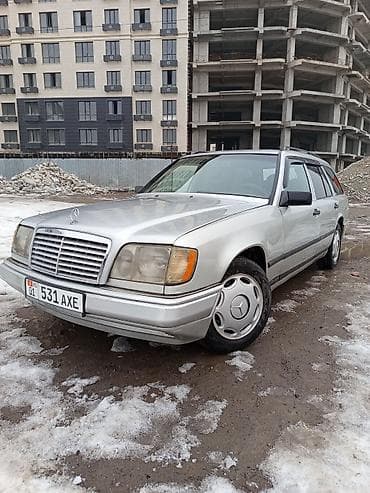 Срочно продаю объем 2.3 бензин автомат универсал, салон в хорошем