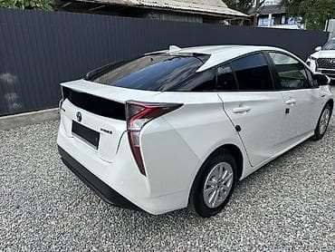start: Toyota Prius: 2018 г., 1.8 л, Вариатор, Гибрид, Лифтбек — 2