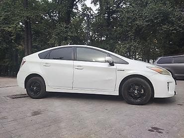 byd e1: Toyota Prius: 2012 г., 1.8 л, Вариатор, Гибрид, Хэтчбэк — 10