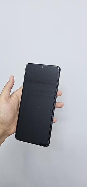 galaxy 6: Samsung Galaxy S20 Ultra, Б/у, 256 ГБ, цвет - Черный, eSIM — 2