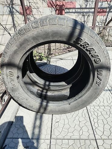 максис: Шины 275 / 55 / R 20, Всесезонная, Б/у, Комплект, Внедорожные (АТ/МТ), Китай, Maxxis — 1