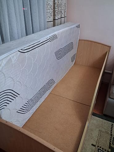 Детские односпальные кровати: Односпальная детская/подростковая кровать с бортиками и выдвижными — 1