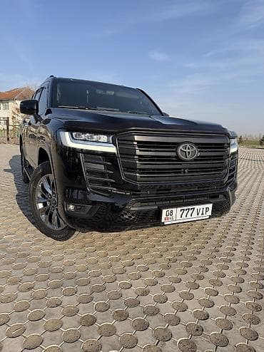 Toyota Land Cruiser: 2022 г., 3.6 л, Автомат, Бензин, Внедорожник