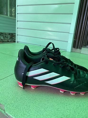 Adidas copa puré 1 с Испании 
Оригинал с магазина Адидас 
Размер 40,50 — 6