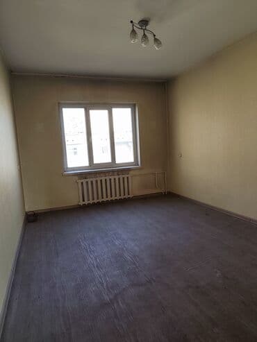 обмен с доплатой: 2 комнаты, 48 м², 105 серия, 5 этаж, Старый ремонт — 2