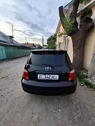 Toyota Ist: 2005 г., 1.5 л, Автомат, Бензин, Хэтчбэк