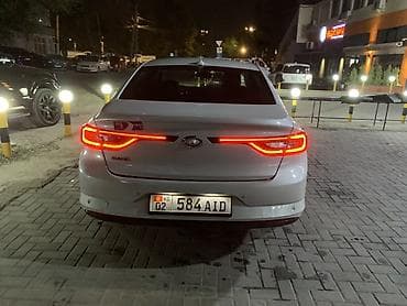 Транспорт: Renault SM6: 2022 г., 2 л, Автомат, Газ, Седан — 6