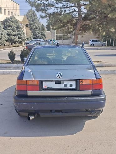 крыло на венту: Volkswagen Vento: 1993 г., 2 л, Ручные, Бензин, Седан — 7