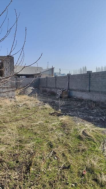 дома с большим участком: 6 соток, Для строительства — 8