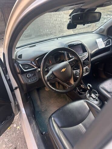 домкрат гидравлический для вытяжки авто: Chevrolet Spark: 2018 г., 1 л, Автомат, Бензиновая, Хэтчбэк — 3