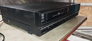 jbl flip 4: 1,карманный радиоприёмник "Panasonic" 2, винтажная радиола — 8