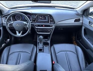 class jaguar: Hyundai Sonata: 2017 г., 2 л, Автомат, Газ, Седан — 2