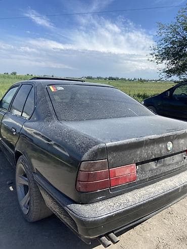 5: BMW 5 series: 1990 г., 2 л, Механика, Бензин, Седан — 4