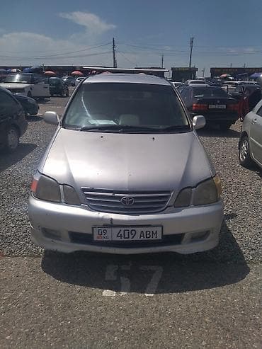 дверь саната: Toyota Gaia: 2002 г., 2 л, Автомат, Бензин, Минивэн — 1