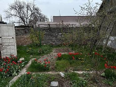 сухе батора: Продам дом,Кара-Балта. ЕСТЬ ТОРГ. Две комнаты Большая кухня Гараж — 8