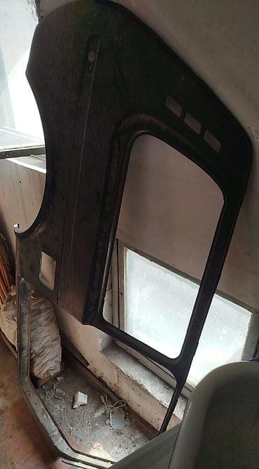 Автозапчасти: СРОЧНО Крыша-лайнер/панель кузова для автомобиля (жёсткая накладка — 3