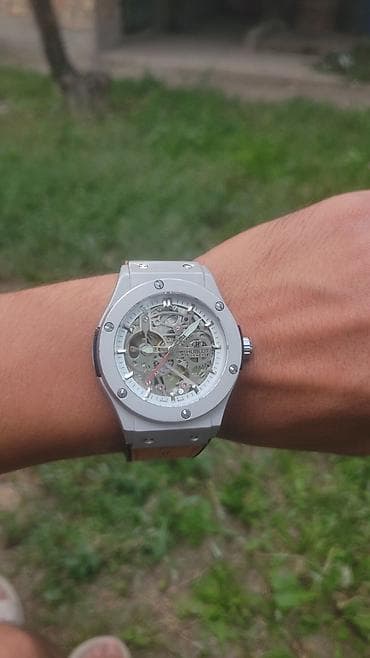 Аксессуарлар: Часы Hublot (Geneve), скелетон - Механика с автоподзаводом, видимый — 3