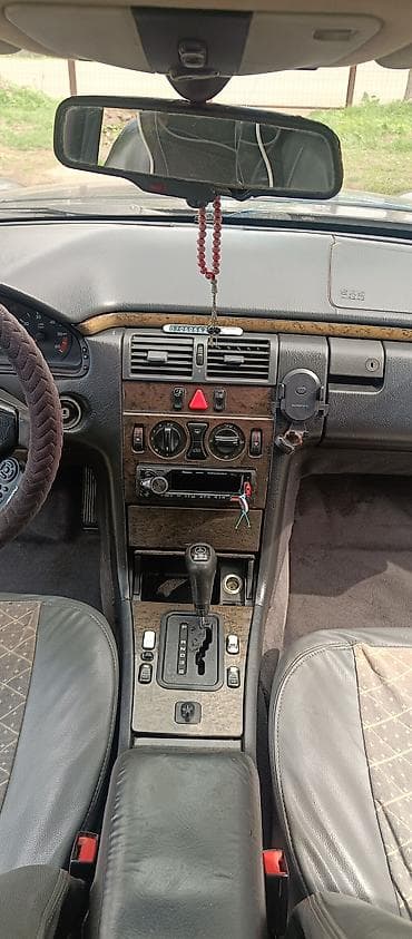 80 тирактор: Mercedes-Benz E-Class: 1997 г., 2.2 л, Автомат, Дизель, Седан — 3