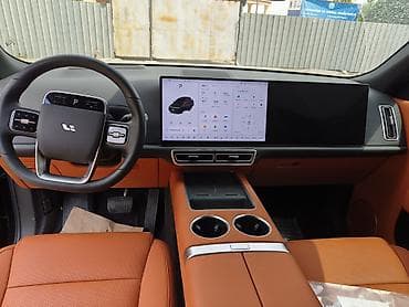 lixiang: Lixiang L8: 2024 г., 1.5 л, Автомат, Гибрид, Кроссовер — 5