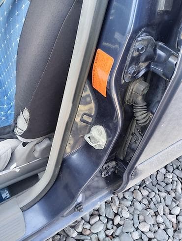 bmw e6: Mazda 626: 2000 г., 2 л, Ручные, Бензин, Седан — 8