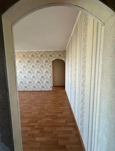 комнаты ыссык кол: 3 комнаты, 69 м², Индивидуалка, 5 этаж, Старый ремонт — 5