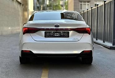тайота виста: Toyota Avalon: 2019 г., 2.5 л, Автомат, Гибрид, Седан — 3