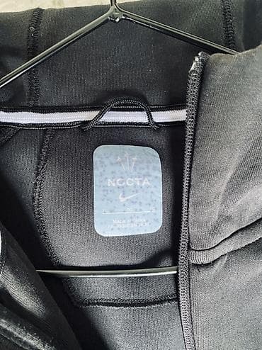 одежда на прокат: Nike NOCTA — уни/подростковая худи на молнии с капюшоном. Б/у есть — 3