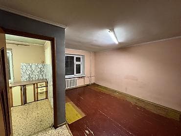 Квартиры: 1 комната, 35 м², Хрущевка, 1 этаж, Косметический ремонт — 3