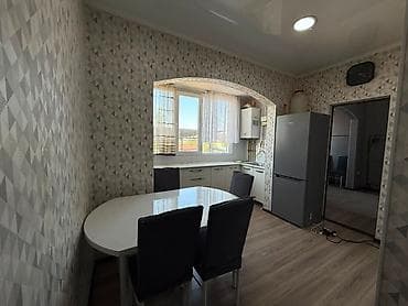Квартиры: 2 комнаты, 57 м², ул. Баха / Гагарина 106 серия улучшенная, 1 этаж, Косметический ремонт — 3