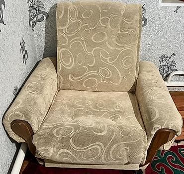 кресло из ротанга: Секция/стенка для гостиной + мягкое кресло Стенка: - Классическая — 2