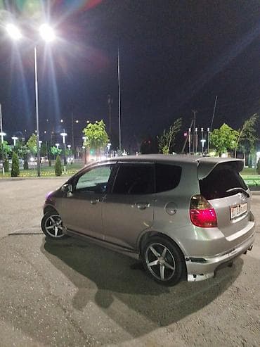 subaru forester 2001: Honda Fit: 2003 г., 1.5 л, Бензин, Хэтчбэк — 4