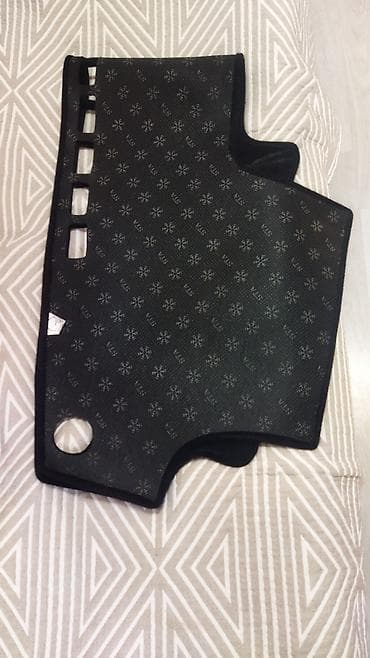 коврик для панели автомобиля: Ворсовые Накидка на панель Toyota, цвет - Черный, Самовывоз — 4