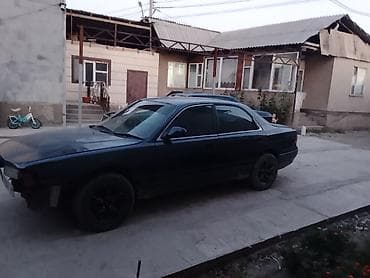 продаю токмок: Mazda Capella: 1995 г., Механика — 4
