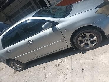 Продажа авто: Toyota Corolla: 2003 г., 1.4 л, Механика, Хэтчбэк — 3