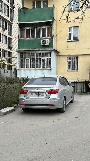 е 240: Hyundai Avante: 2010 г., 1.6 л, Автомат, Газ, Седан — 3