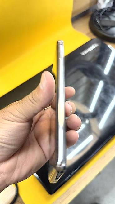 самсуе: Samsung Galaxy S10, Б/у, 128 ГБ — 7