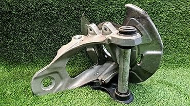 bmw 2007: Кулак поворотныи задний правый Е70 6 770 984 Год 3 В отличном — 2