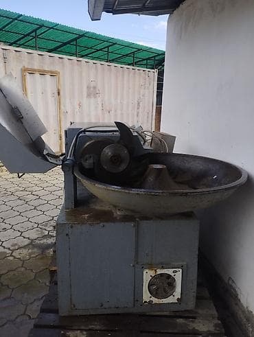 Куттер промышленный для мясопереработки.в хорошем состоянии.все