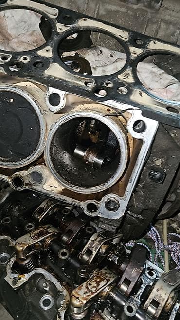 мерседес 210 2 2: 2 двигателя m112.911 от Mercedes w210 безнавесного. У одного сломан — 4