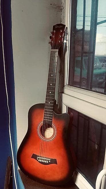 Гитары: Акустическая гитара Dastan, форма корпуса Dreadnought с вырезом — 2