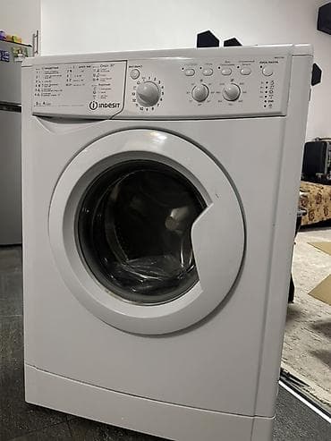 Стиральная машина Indesit - Загрузка: 5 кг Состояние нормальная!