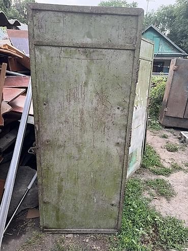 железные шкафы для офиса: Шкаф для инструментов, В наличии — 1