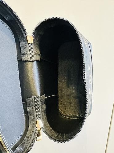 louis vuitton lv: Классическая сумка, Louis Vuitton, Китай, Материал: Искусственная кожа, Жёсткая конструкция, Застежка на молнии, Съёмный ремень, Женские, Новый — 8