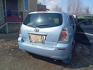 Toyota: Toyota Corolla Verso: 2005 г., 1.8 л, Робот, Бензин, Универсал — 5